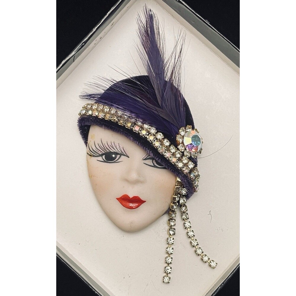 Beatriz Art Deco Flapper Brooch Porcelain Face Rhinestones Feather Gatsby VTG - Picture 8 of 11